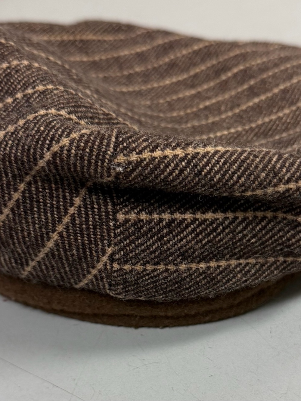 Vintage Scala Brown Pinstriped Newsboy Flat Cap Size Medium - Picture 2 of 9